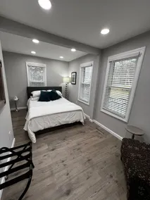 Peaceful Riverfront Cottage with Private Hot tub - Image 4