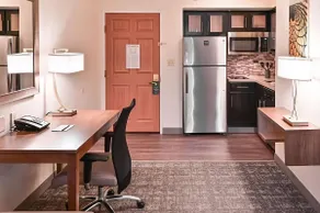 Rare Find! w/ Outdoor Pool & Breakfast! - Image 3