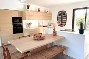 Charming setting with private pool in Cala Rossa - Image 4