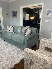 Charming 2 story home, close to the State Capitol - Image 3