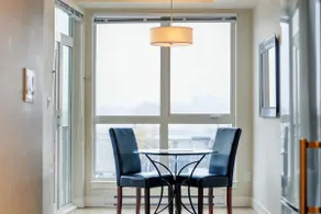 Serene and Calming Downtown Suite - Image 3