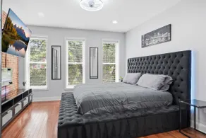 Federal Hill Luxury with Parking & Harbor View Rooftop - Image 5