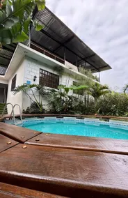 Spectacular Country House on Lake Calima - Image 2