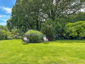 Holly Cottage - Image 2