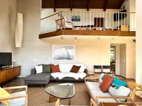 Mid-Century Beach Lodge - 1 block to the beach! - Image 3