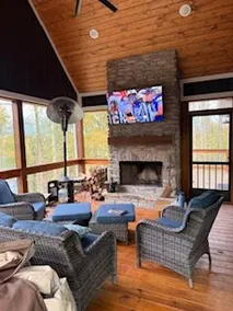 Mammoth - Nolin Newly Built Home - Image 2