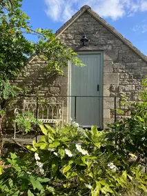 Stunning period annexe close to town centre - Image 4