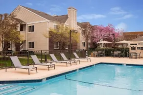 Relax in Brentwood in a Suite & Visit Nashville! - Image 4