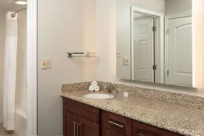Relax in Brentwood in a Suite & Visit Nashville! - Image 5