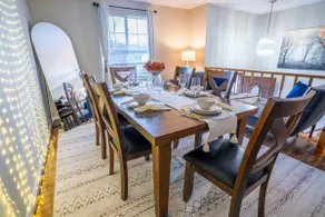 Exquisite Farmhouse Style Home - Image 3
