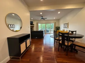 James Dēne 11: Lake Views and Indoor Pool! - Image 4