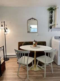 King Bed | Pet Friendly Watts Bar No Chore Stay - Image 3