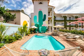 City Escape Apt | Pool+Close to the Beach - Image 2