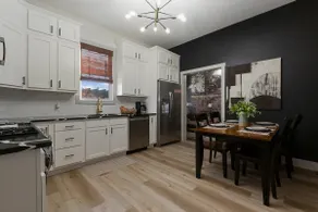 LUX King Bdrms & Close to Louisville-No Extra fees - Image 3