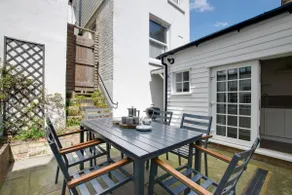3 Bed in Folkestone oc-75607 - Image 4