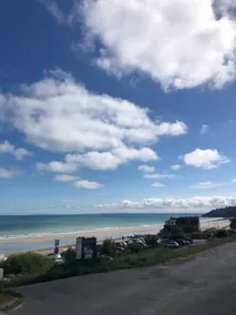 T2 Horizon, beachfront with sea view - Image 5