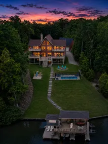 Ultimate LKA Retreat | Boatdock Heated Pool Hottub - Image 4