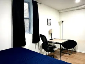 2King Bed Lower Apt in Duplex |Priv Unit+Foosball - Image 4