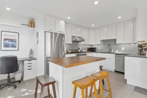 Beautiful views of the bay – 2 bedroom apartment - Image 2