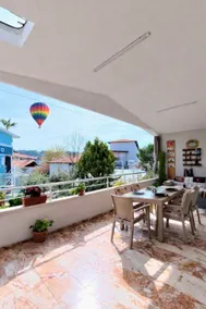 Pretty House  - Image 5