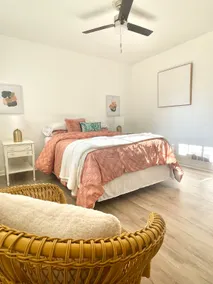 FRESH & Newly Renovated 3/2 • Golden Deer - Image 3