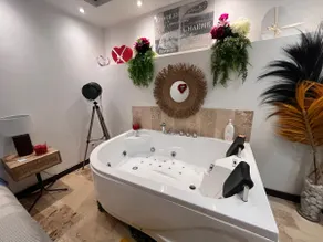 The Love Nest - Image 2