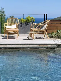 Accommodation in villa with heated swimming pool and sea view - Image 3
