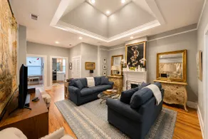 Private & Modern Loft! - Image 5