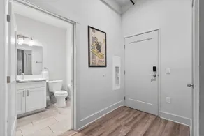 Walk to Acrisure+PNC! First floor w/ FREE parking - Image 3