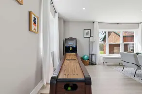 Exclusive! Modern FarmHouse❖ + Pet-Friendly - Image 4