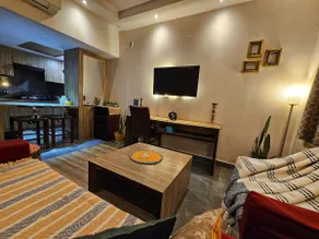 Super Luxury Studio Apartment Cabana - Image 3