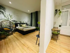 Exotic apartment (broken jacuzzi) - Image 2