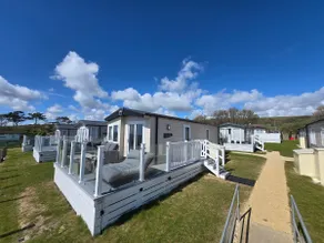 Beachside Creek Caravan Park dog friendly - Image 2