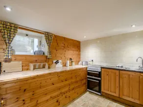 1 Bed in Holmrook oc-sz503 - Image 5