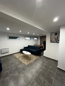 Elegant New Guest House - Image 2