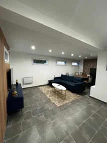 Elegant New Guest House - Image 4