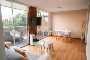 Cozy apartment with a large terrace - Image 3