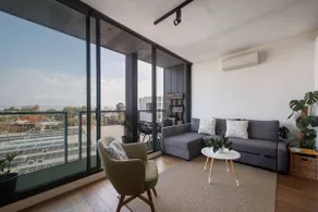 Eden of Abbotsford—A Serene Escape off Johnston St - Image 2