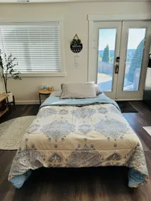 Modern Private Suite w/ Views | 1 Hr to Mt Rainier - Image 4