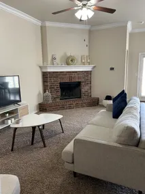 Family Friendly Spacious Home - Image 2