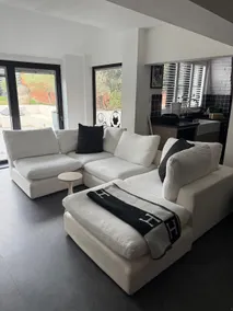 The pink door Henley luxurious 3 storey cottage - Image 2