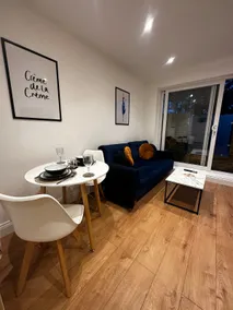 Super luxview 1bed penthouse - Image 3