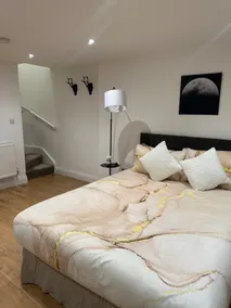 Luxury 1bedroom Flat Kentish Town - Image 3
