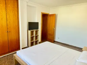 Your Long Stay Attic Home in Valencia - Image 2