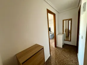Your Long Stay Attic Home in Valencia - Image 3