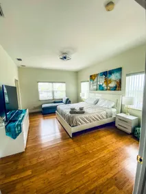 The Waterfront Relax House - Image 3
