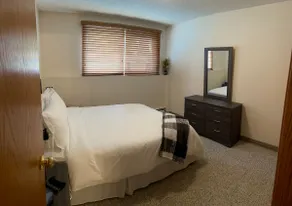 Cozy suite next to the river! - Image 3