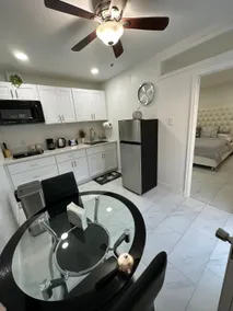 New Fancy Apartment - Image 4