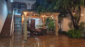 Amazing, comfortable and spacious house near downtown. - Image 5