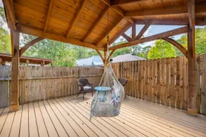 Lake Conroe Escape Perfect for long term stays - Image 4